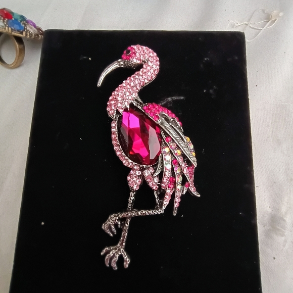 Kitchy Large Pink Flamingo Silver Tone Rhinestone Brooch - Picture 1 of 4